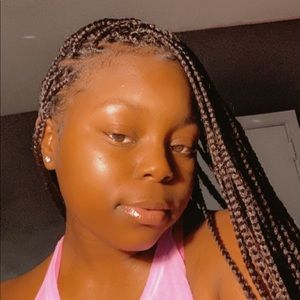 Meet your Posher, Sade